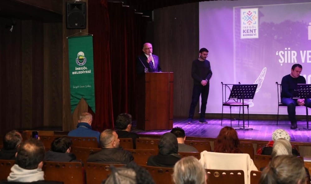 İnegöl Kent Konseyi ve İnegöl Belediyesi'nden Unutulmaz Bir Şiir ve Anılar Gecesi